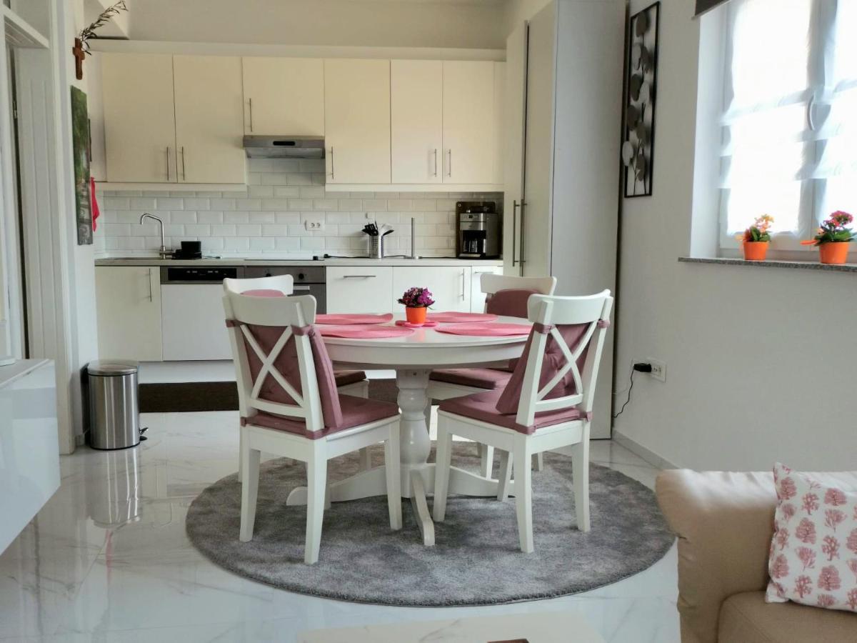 Apartment Grazia بولا المظهر الخارجي الصورة