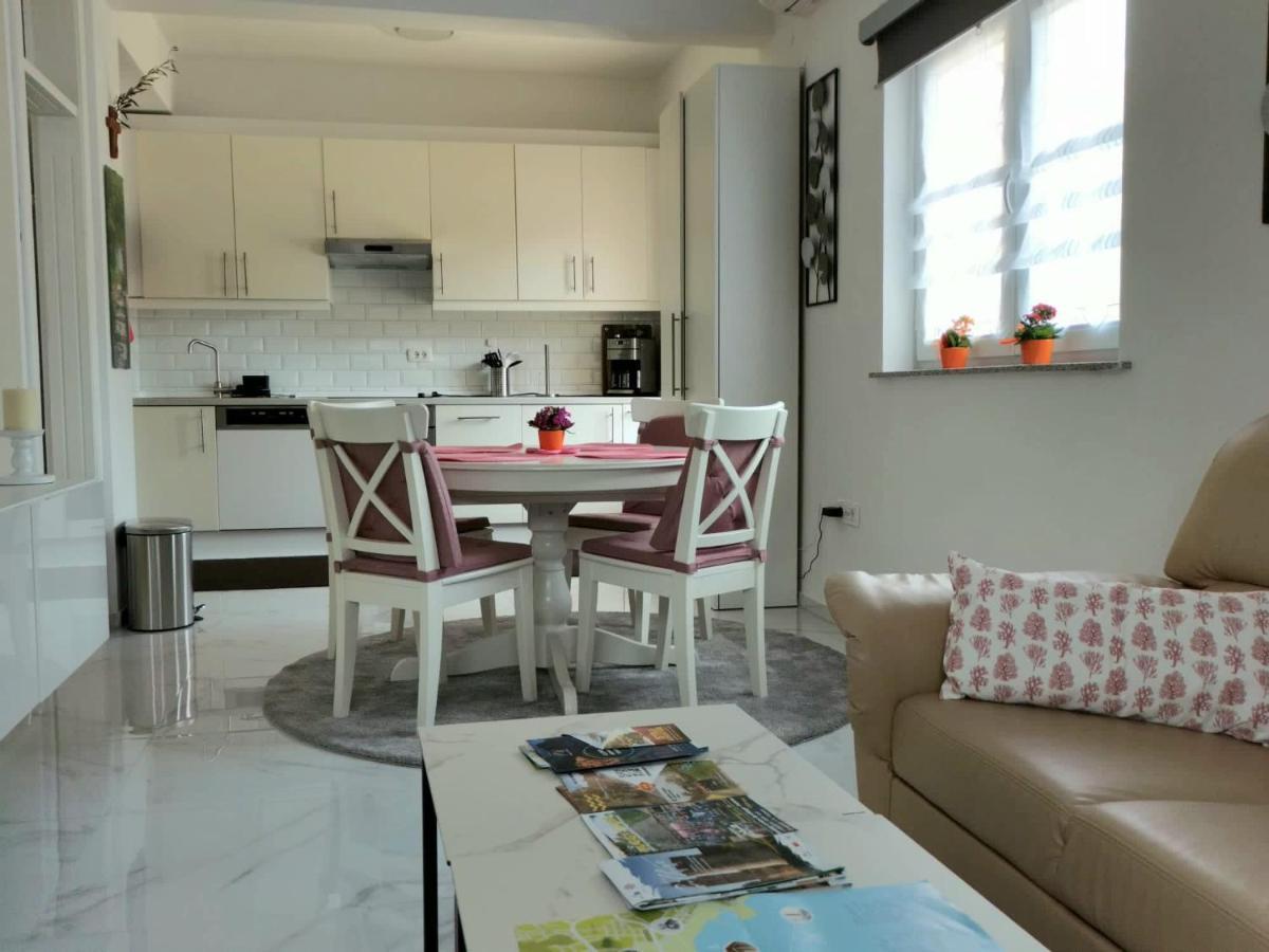 Apartment Grazia بولا المظهر الخارجي الصورة